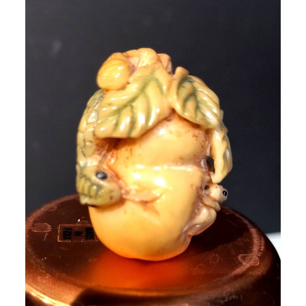 79. Netsuke Tagua Palm Nut Carving Japanese Snake